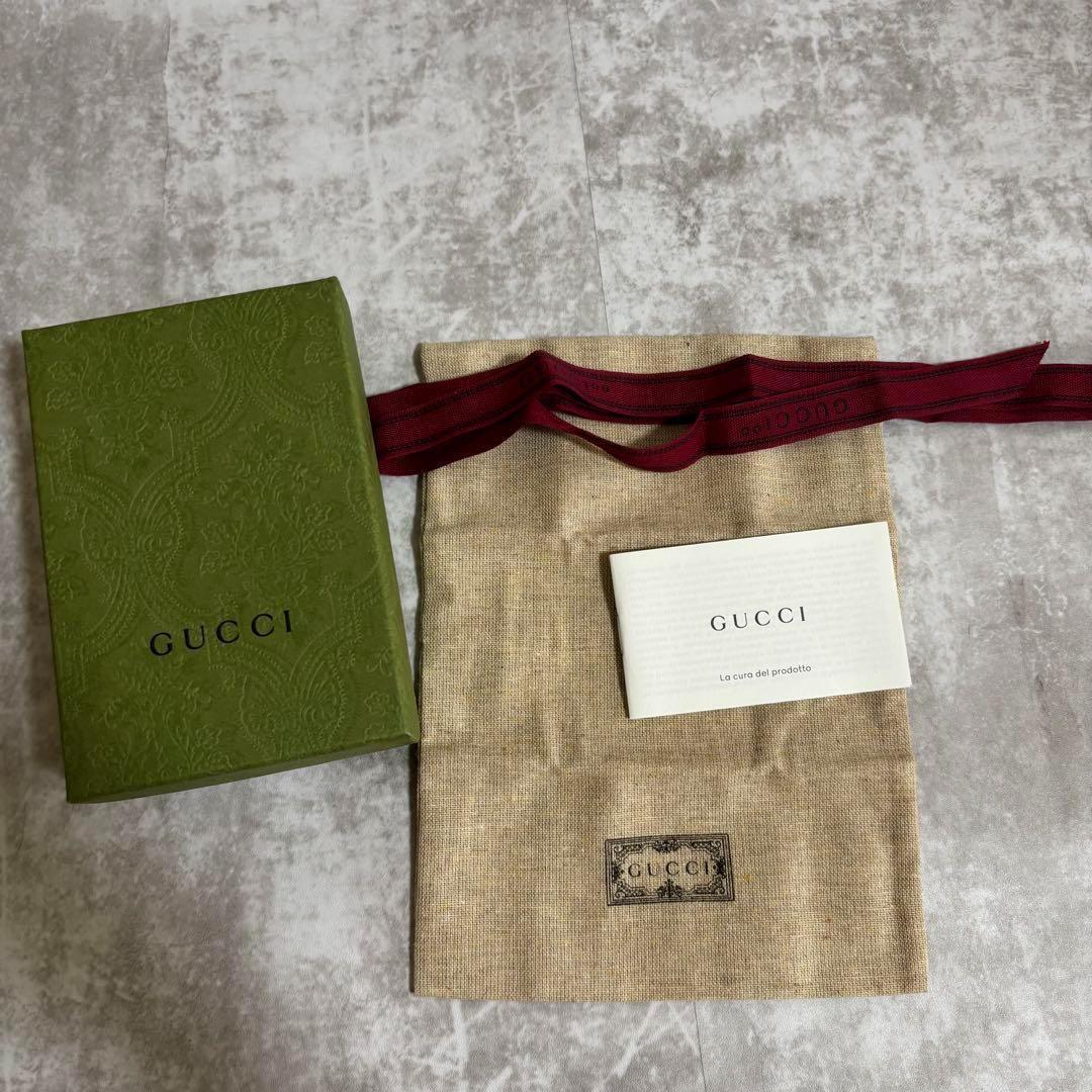 J105 GUCCI グッチ　二つ折り財布 GG マーモント キルティング