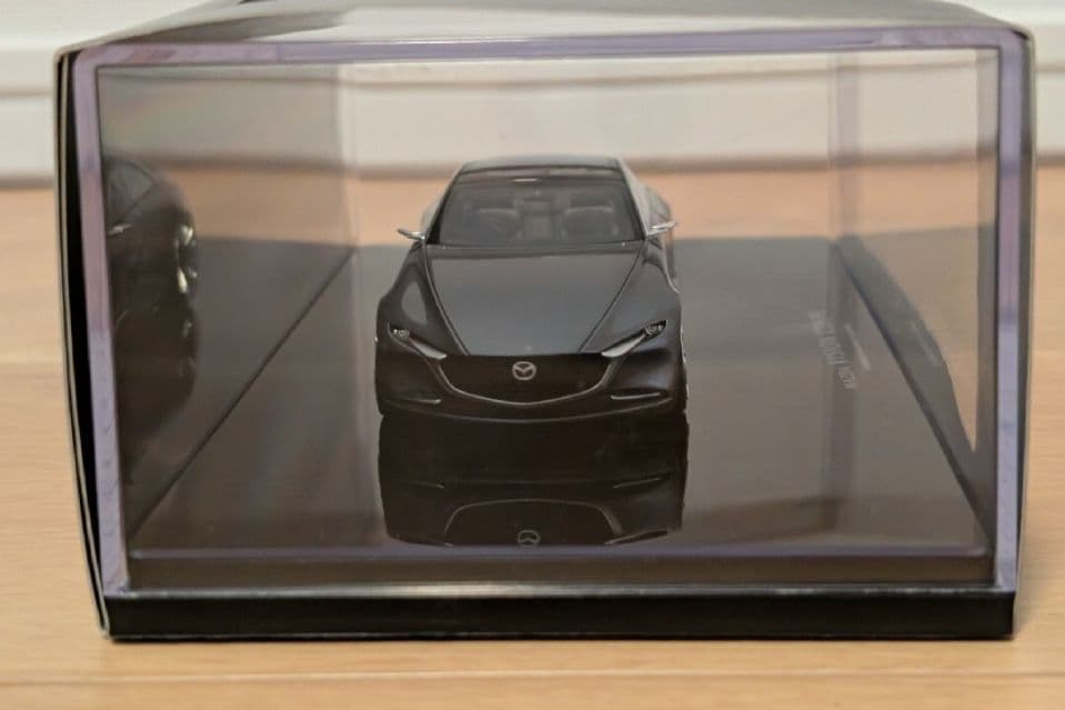 マツダ MAZDA VISION COUPE モデルカー 1/43
