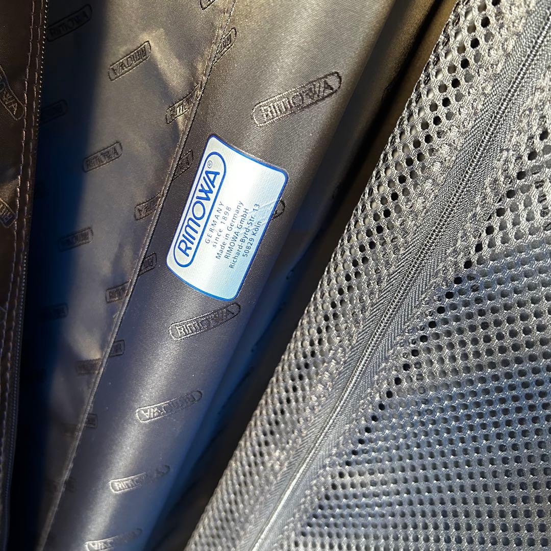 ドイツ製 RIMOWA トパーズ チタニウム 64L TSAロック 4輪
