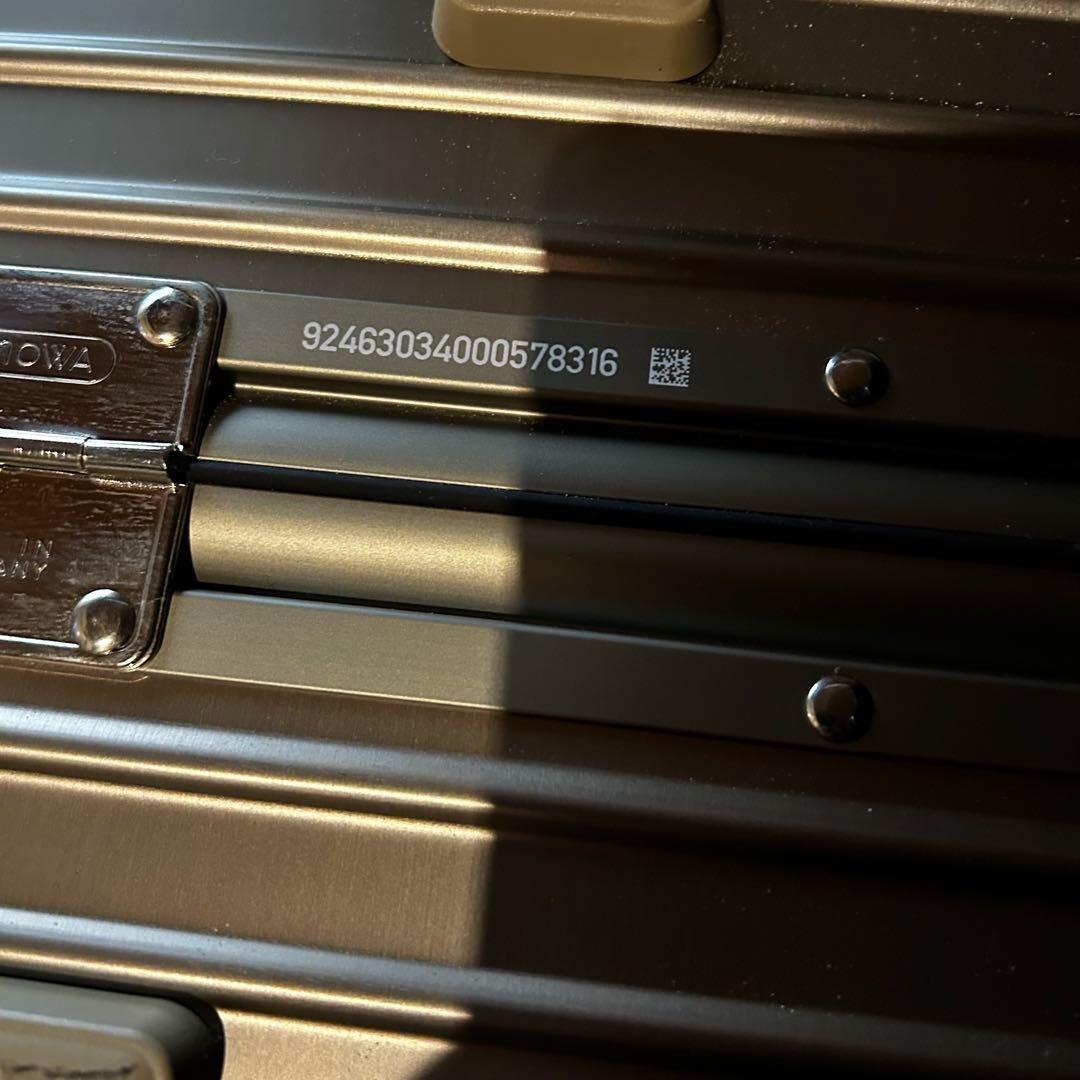 ドイツ製 RIMOWA トパーズ チタニウム 64L TSAロック 4輪