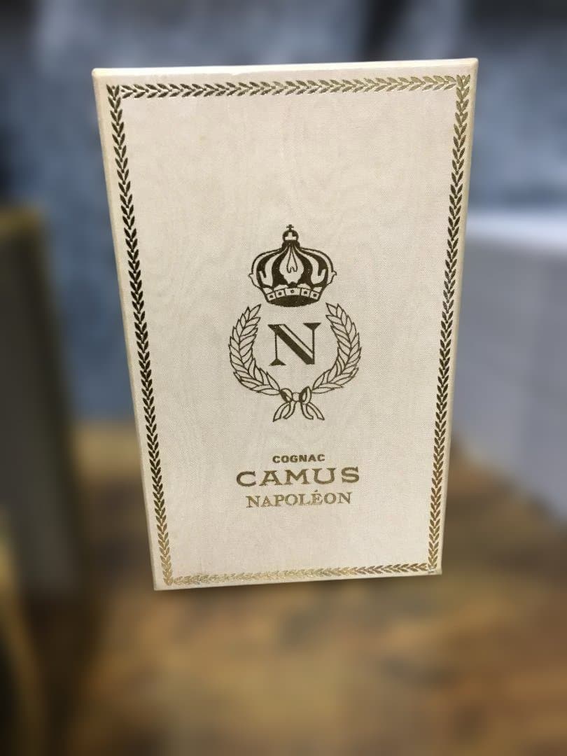 CAMUS カミュ ナポレオン ブック 陶器ボトル 700ml 古酒