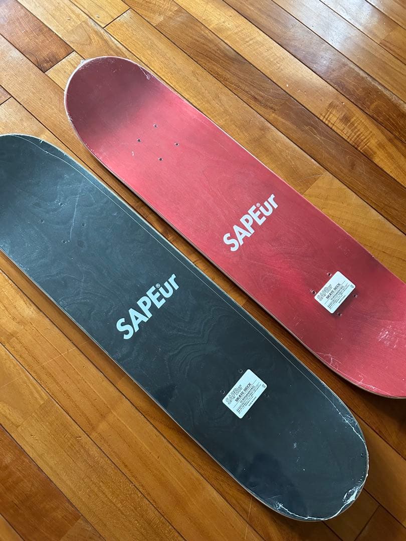 セット　赤黒　新品未使用　SAPEur スケートボード デッキ　サプール