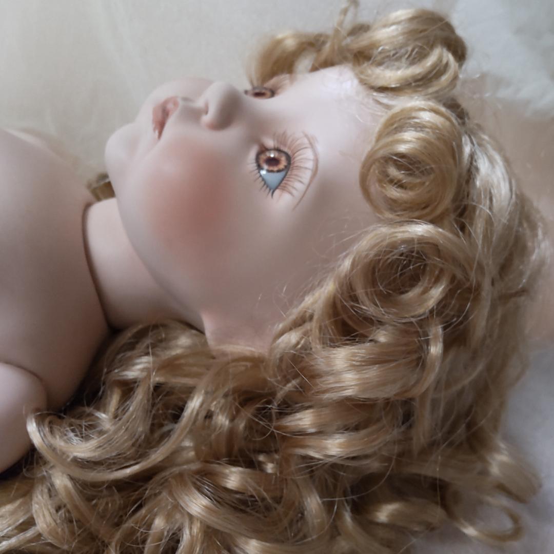 フルビスク　人形　ドール　現代人形　コレクター