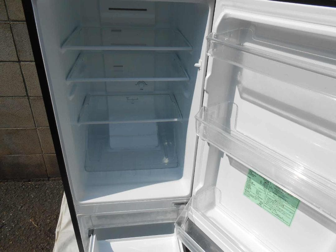 直接引取可 2023年製 冷凍冷蔵庫 YRZ-F15LK 156L 近隣配送可能