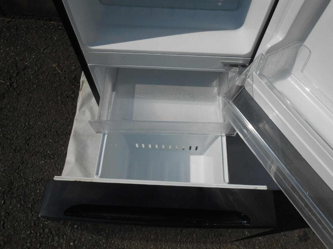 直接引取可 2023年製 冷凍冷蔵庫 YRZ-F15LK 156L 近隣配送可能