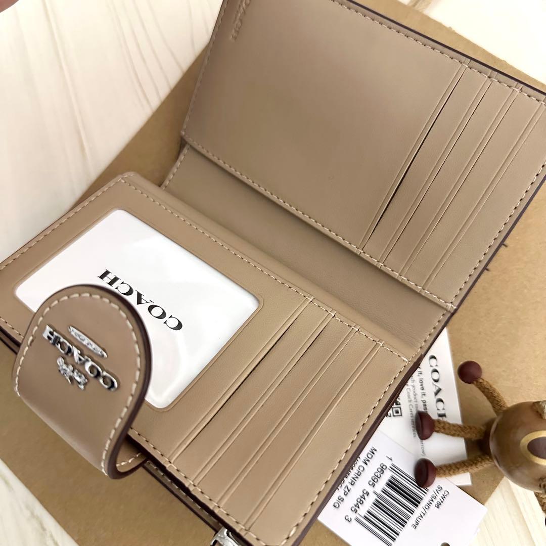 新品　COACH　コーチ 財布 折り財布　２つ折り財布 キャメル