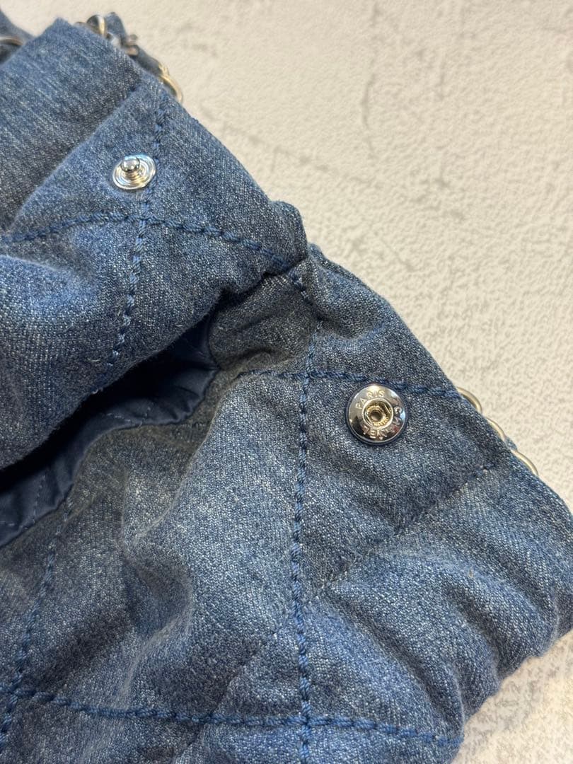 CHANEL 22 スモール　ハンドバッグ