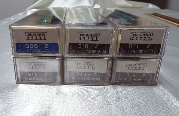 【新年特価】　KATO　特急「はと」青大将　EF58形電気機関車＋客車5両