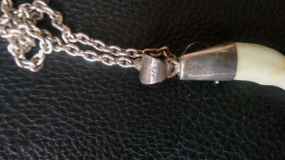 狼牙ペンダント ネックレス ウルフ牙