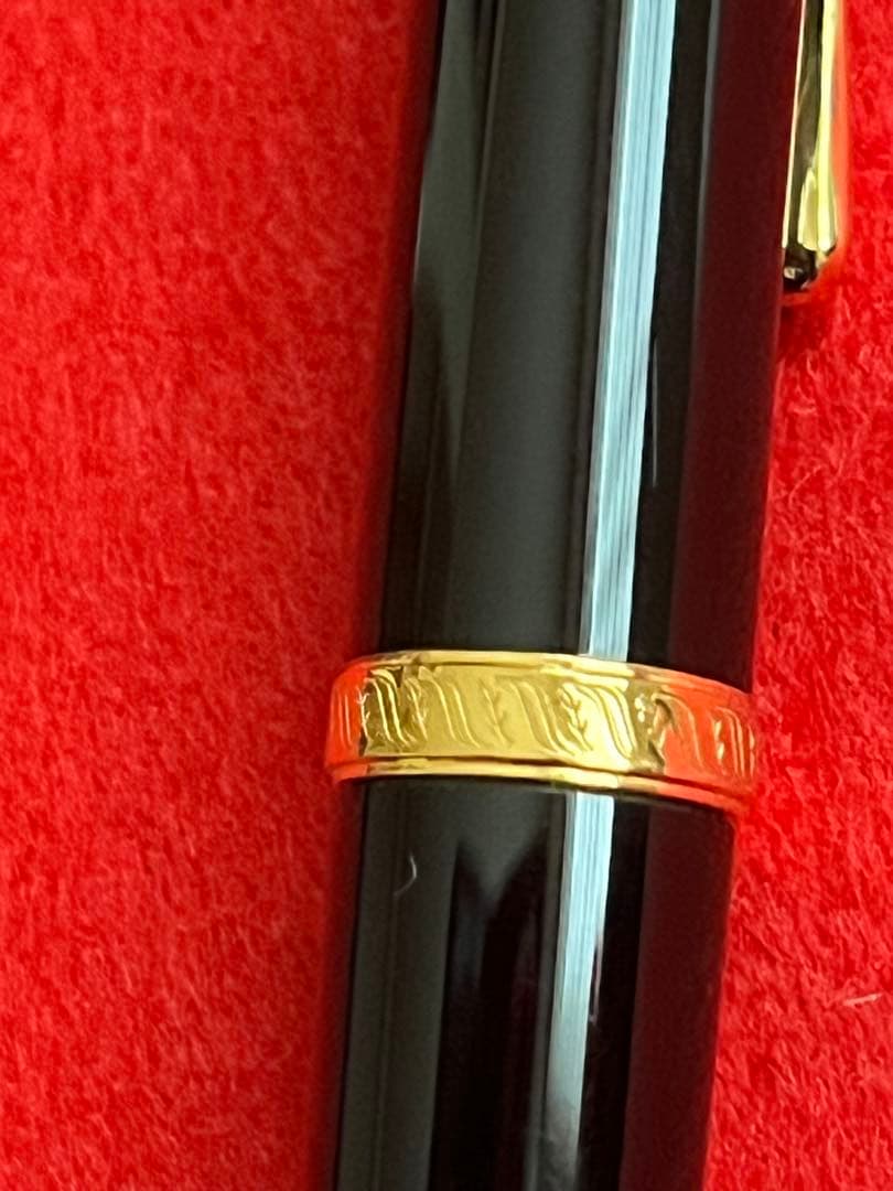 モンブランボールペン 作家シリーズ 1995年ボルテール❗️入手困難‼️