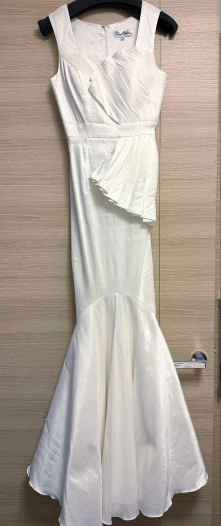 UNA VALERIE マーメイドロングドレス 白