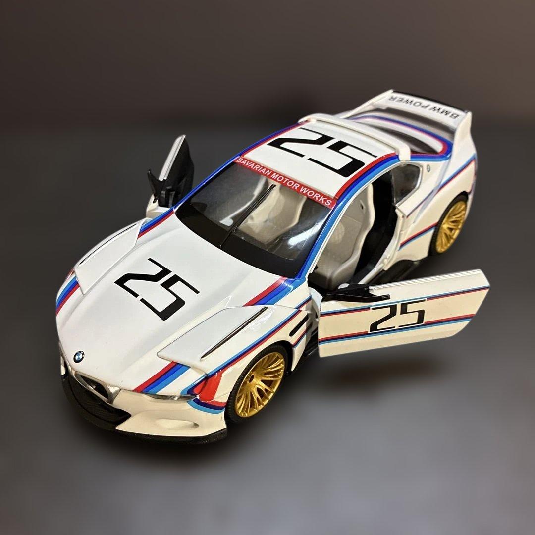 909※BMW CSL 3.0 1/24スケール ダイキャスト ミニカー