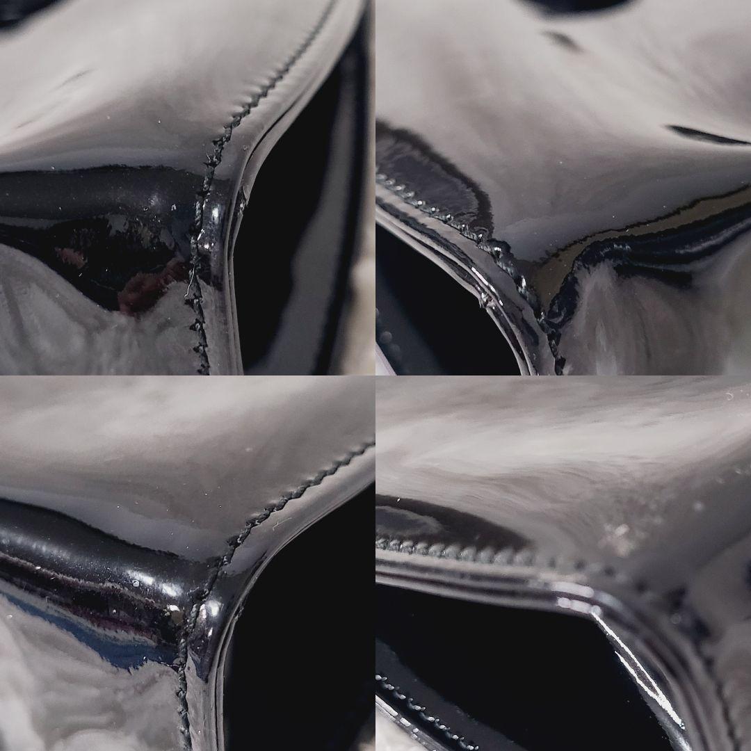 フェラガモ　ヴァラリボン　チェーンショルダーバッグ　2way パテントレザー　黒