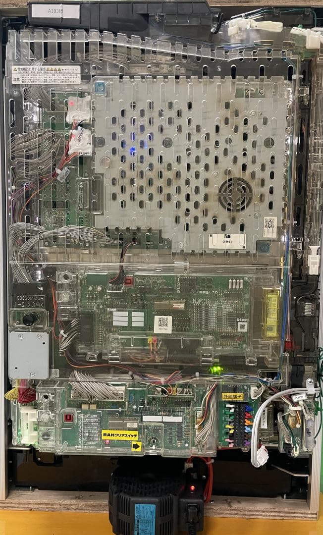 【送料込】パチンコCR偽物語299Ver. 循環式 家庭用実機 パチンコ