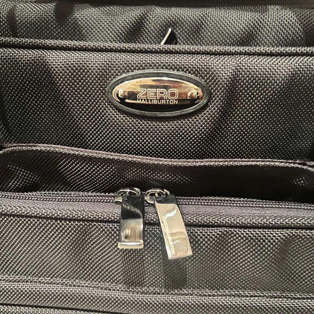 ゼロハリバートン　スーツケース　キャリーケース