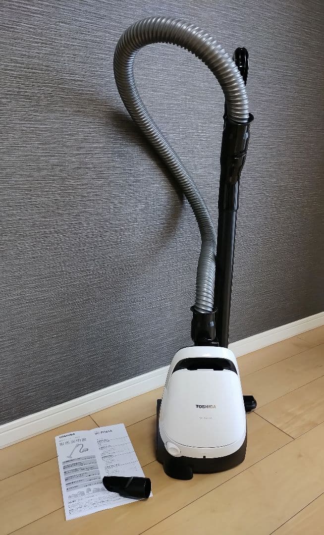 TOSHIBA 東芝 VC-PH65A 2024年製 紙パック式掃除機