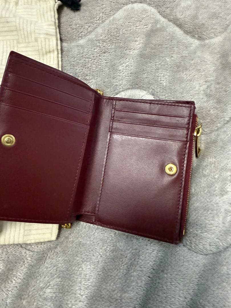 ボッテガ・ヴェネタのソルスティス スモール 二つ折りウォレット