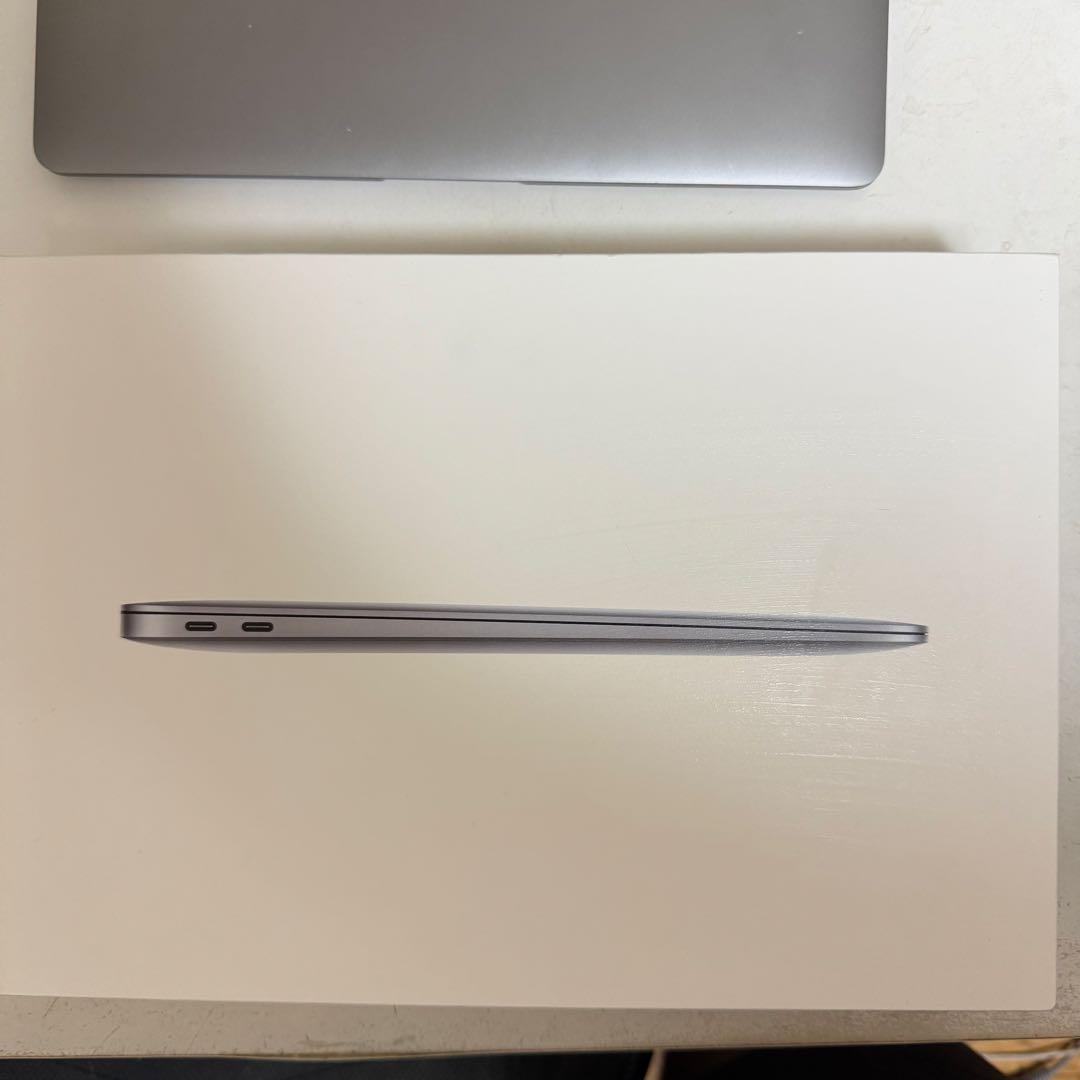 MacBook Air (Retina, 13-inch, 2020)即購入可