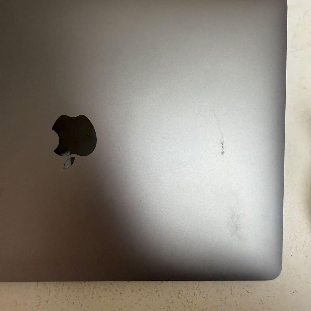 MacBook Air (Retina, 13-inch, 2020)即購入可