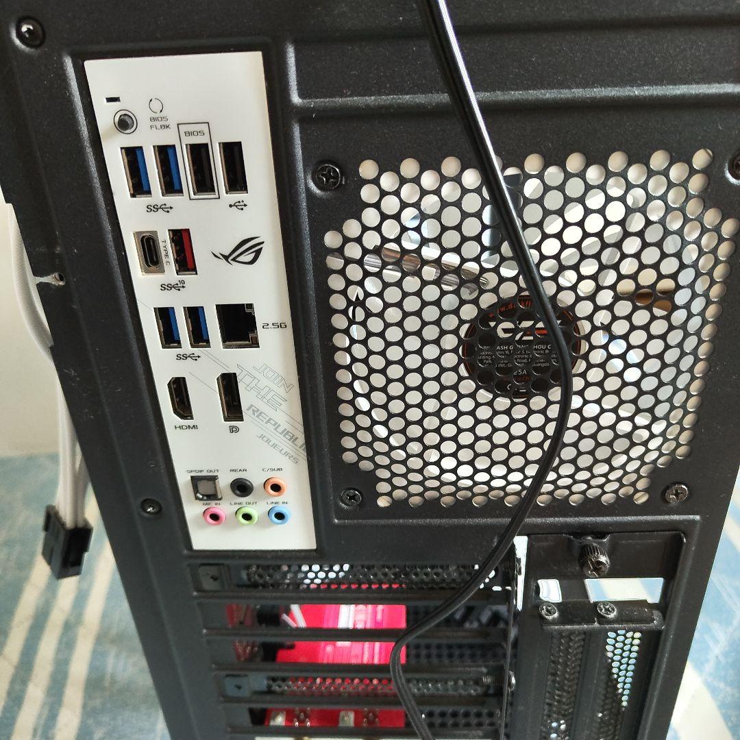 m*l様 Ryzen7.5800x3D ゲーミングPC 電源とグラボストレージメ