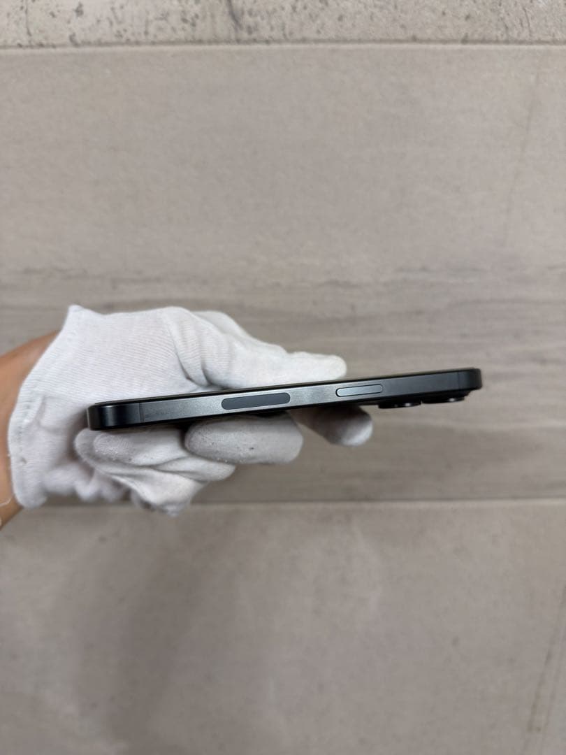 【シャッター音なし】iPhone 15 Pro 海外版 SIMフリー 256GB