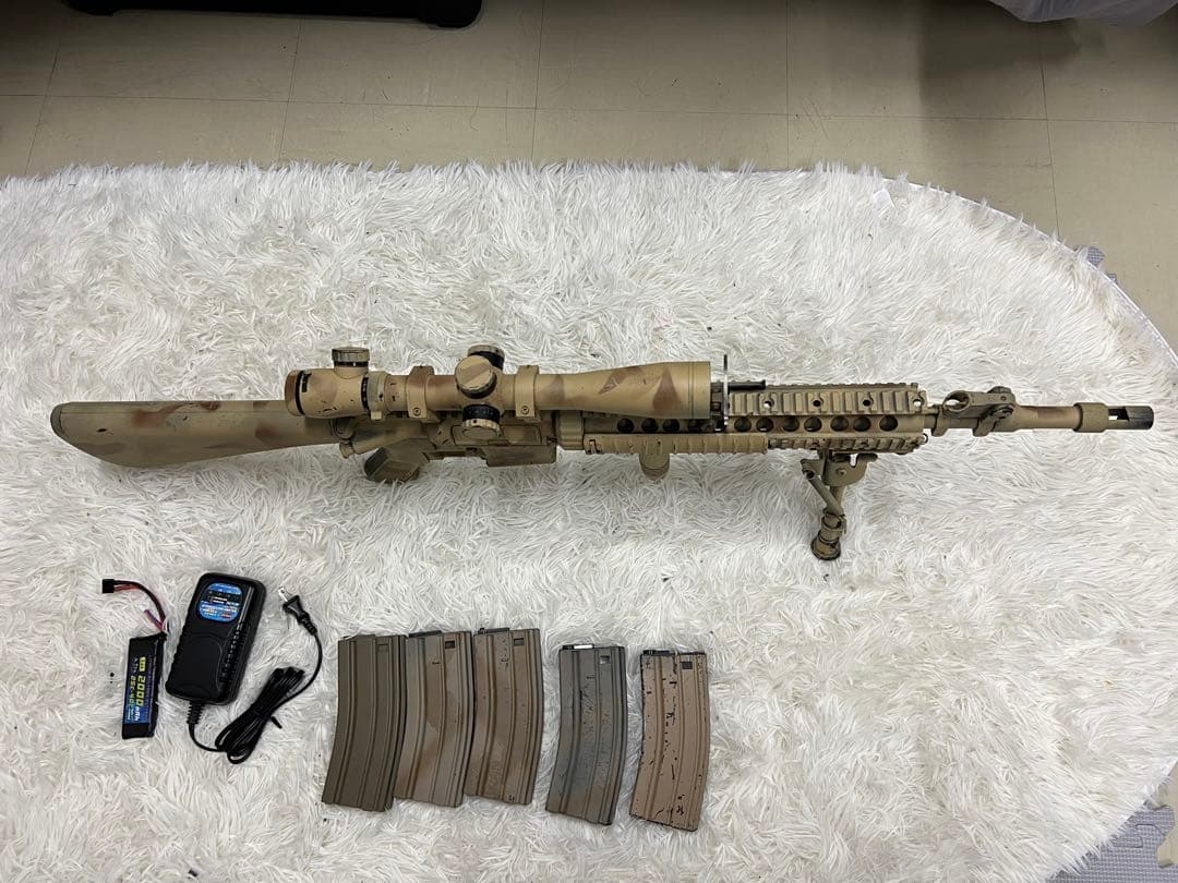 電動ガン バッテリー・マガジン付き