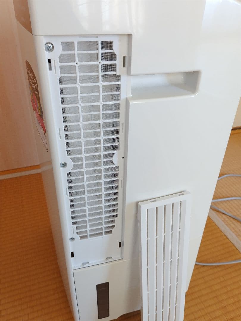 タン　パナソニック衣類乾燥除湿機Ｆ−ＹＨＰＸ200