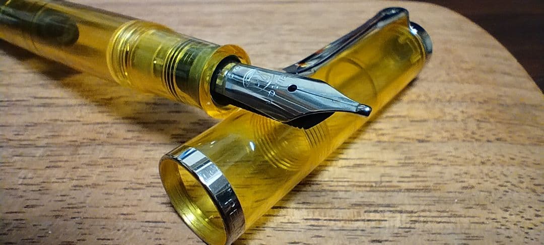 Pelikan ペリカン イエローデモンストレーター M205 BB(極太)