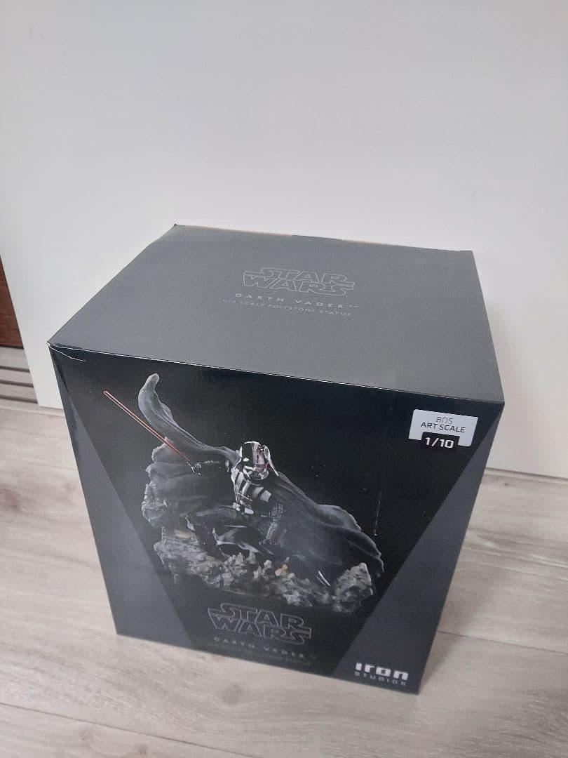 未開封品　アイアン・スタジオ　ダース・ベイダー　スター・ウォーズ