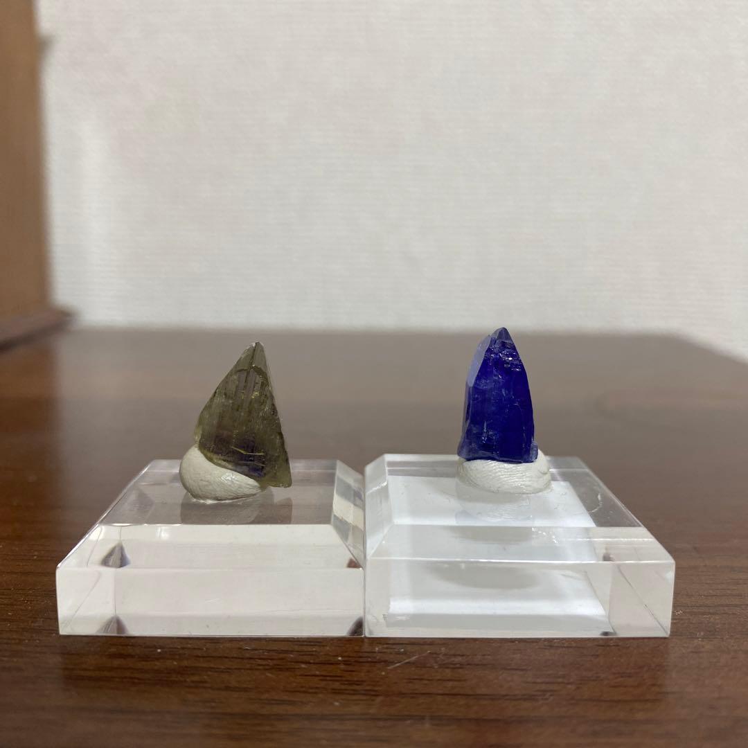 タンザナイト　ゾイサイト