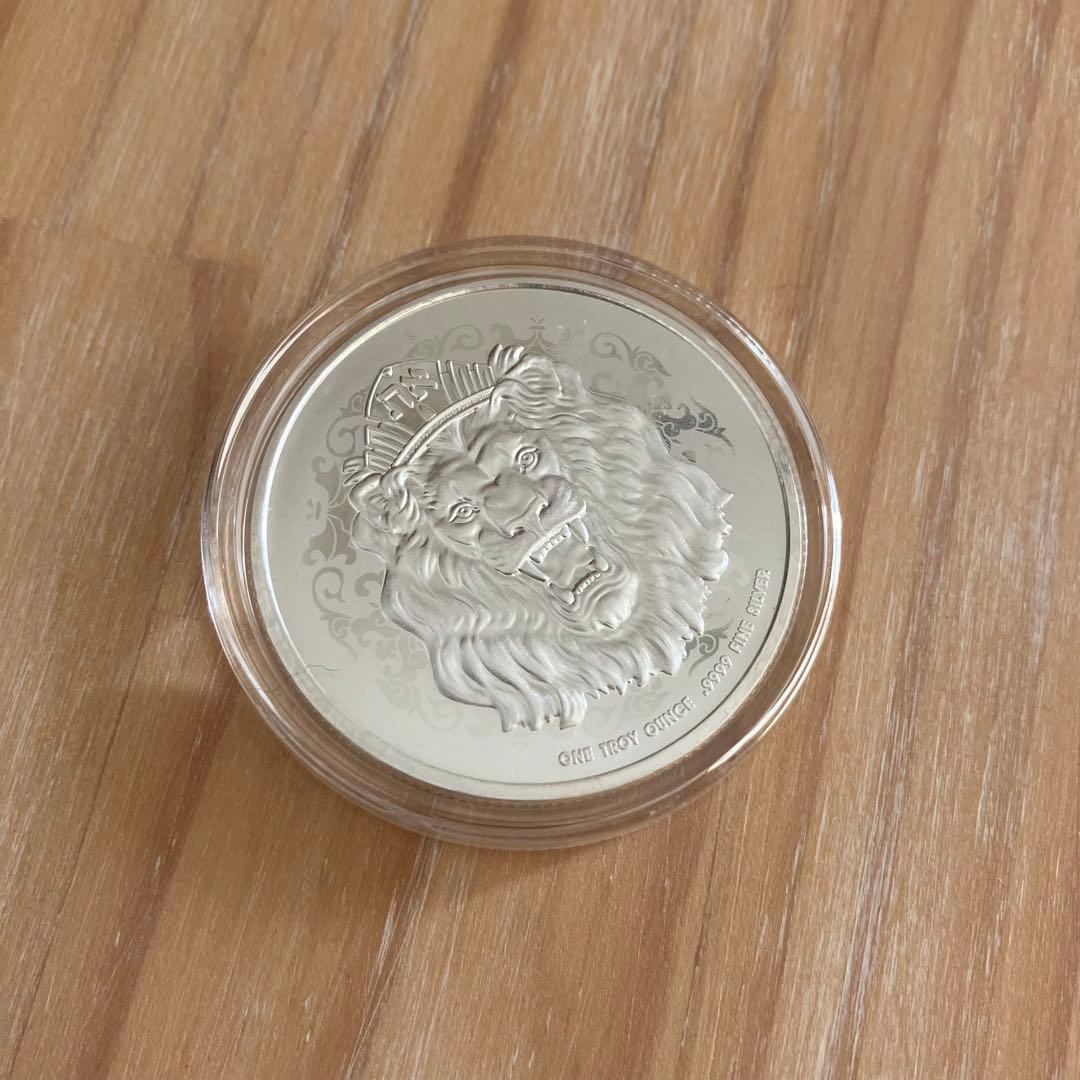 8枚◇ニウエ「とどろく・ユダのライオン」1オンス 銀貨