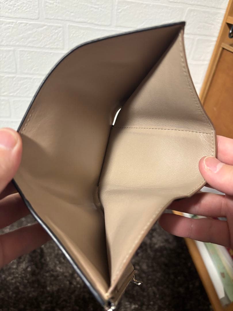 【再値下げ❗️】LOEWE ロエベ 三つ折り財布 【付属品付き】