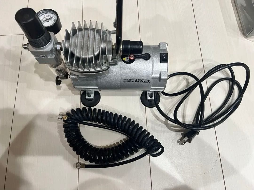 APC-001R エアブラシコンプレッサー　まとめ売り。