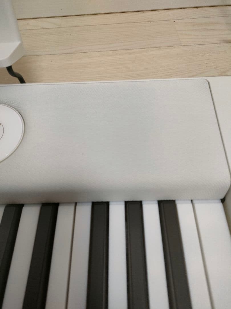 美品　カシオ　電子キーボード　LK-526 2022年製 　光ナビゲーション