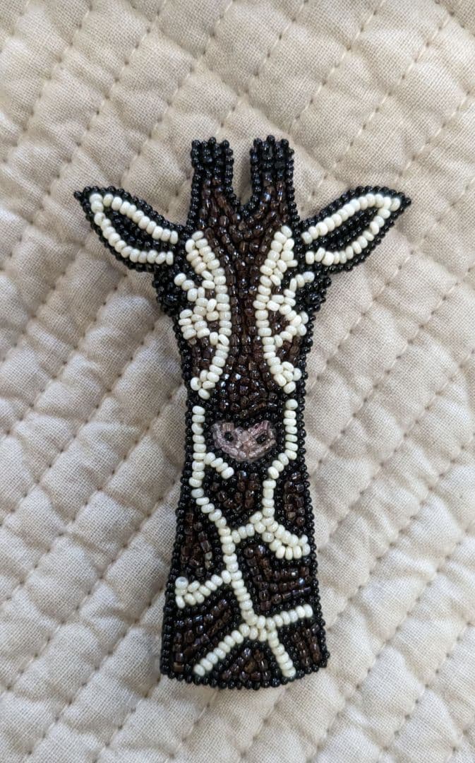 メゾン　ドゥ　ペルル　小林モー子　ジラフ　アミメキリン　ブローチ　未使用保管品