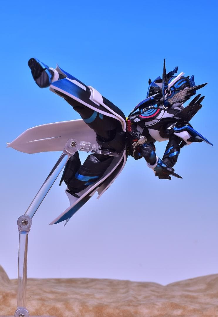 改造品 S.H.フィギュアーツ 仮面ライダー クローズエボル