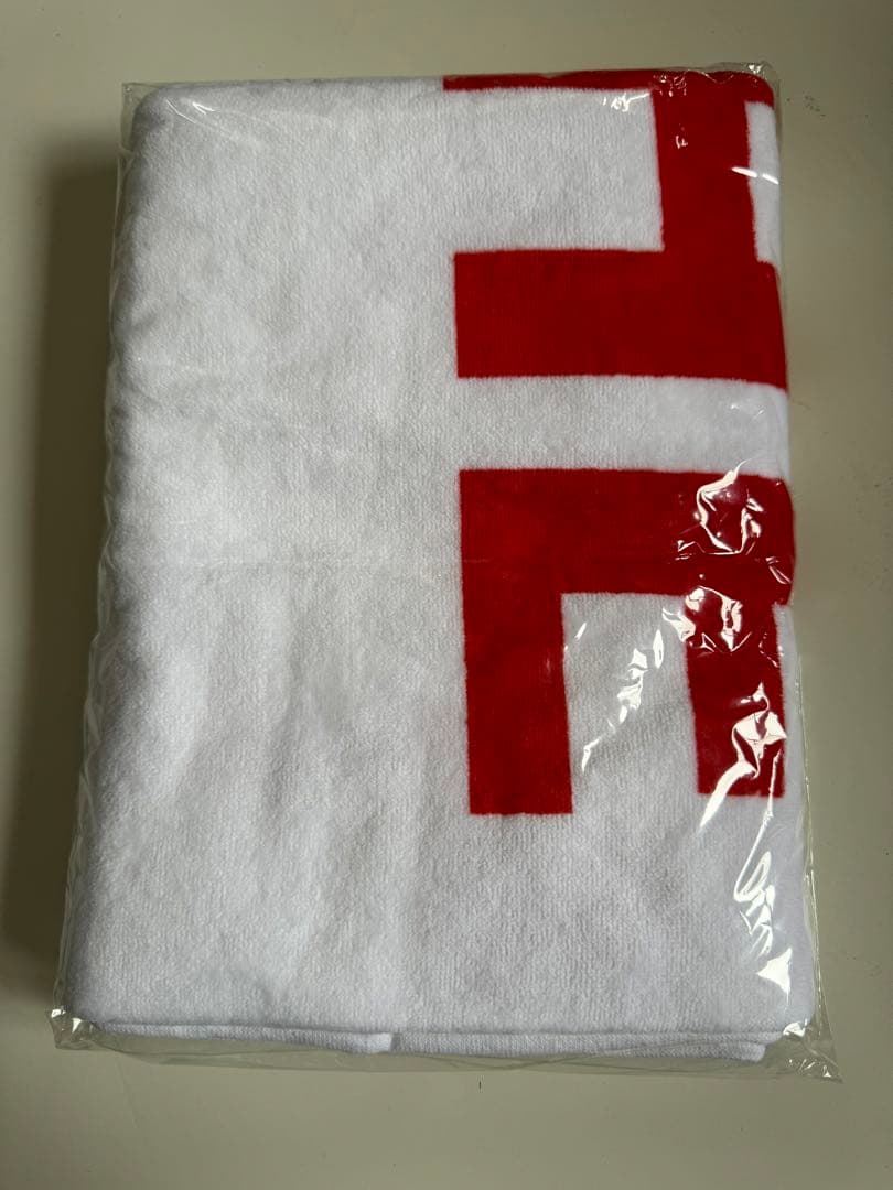 AiNA THE END Solo Tour セット売りサインポスター付き