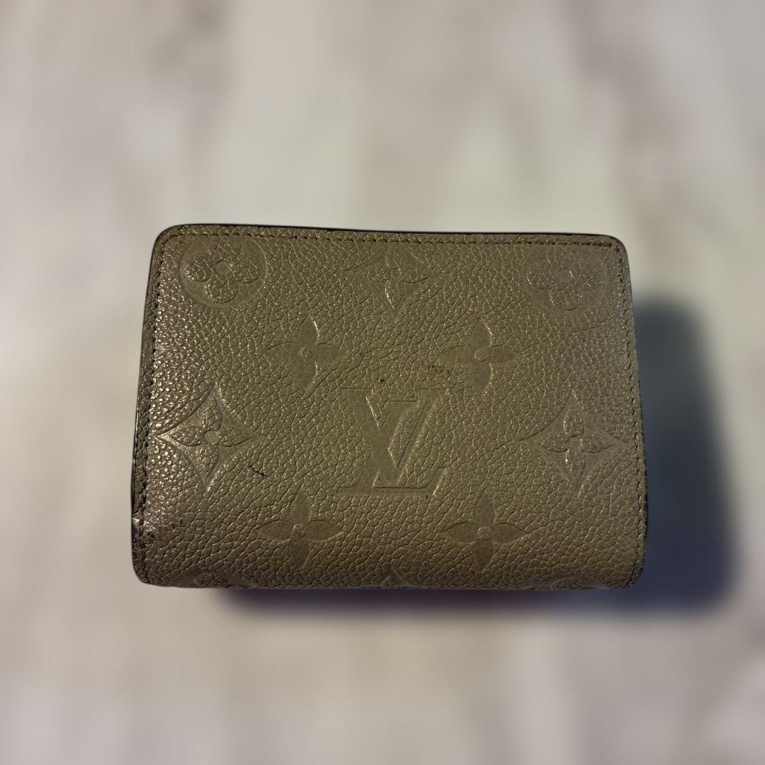 Louis Vuitton 二つ折り財布 グレー　ファスナー壊れあり