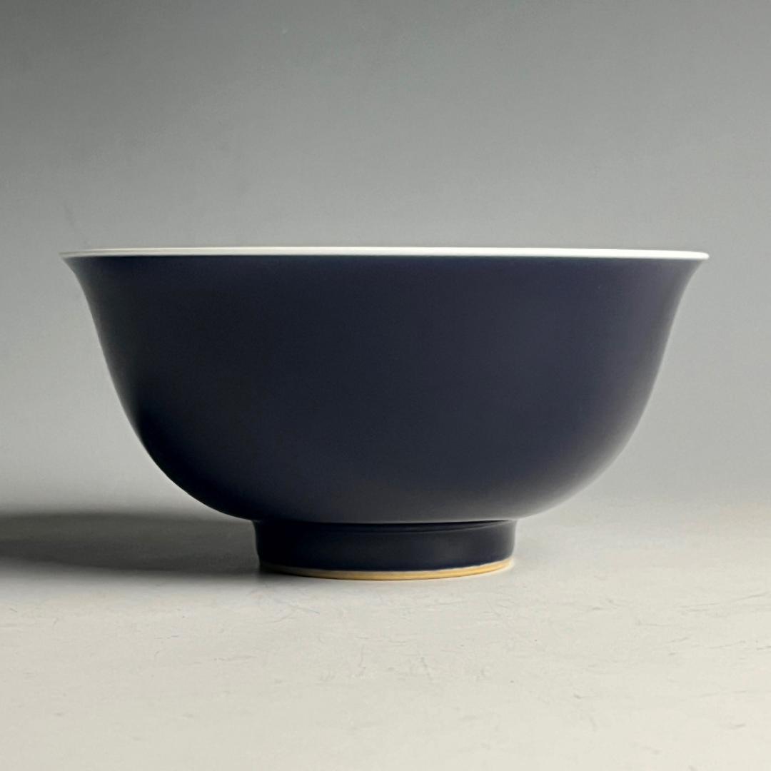 唐物 天藍釉碗 瑠璃釉 大清康煕年製 款 古玩 中国美術 天青 SN658