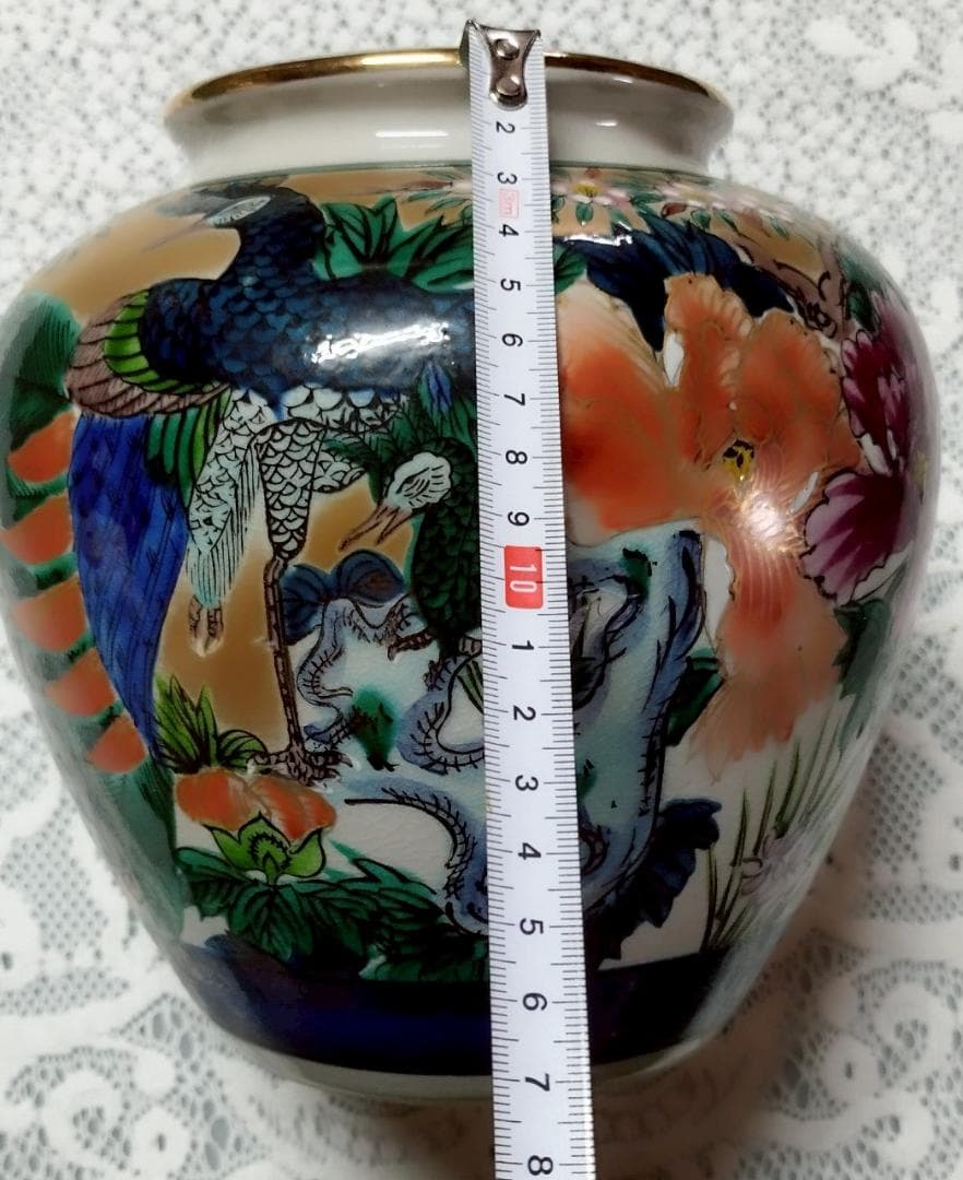 色鮮やかな花と鳥の陶器壺