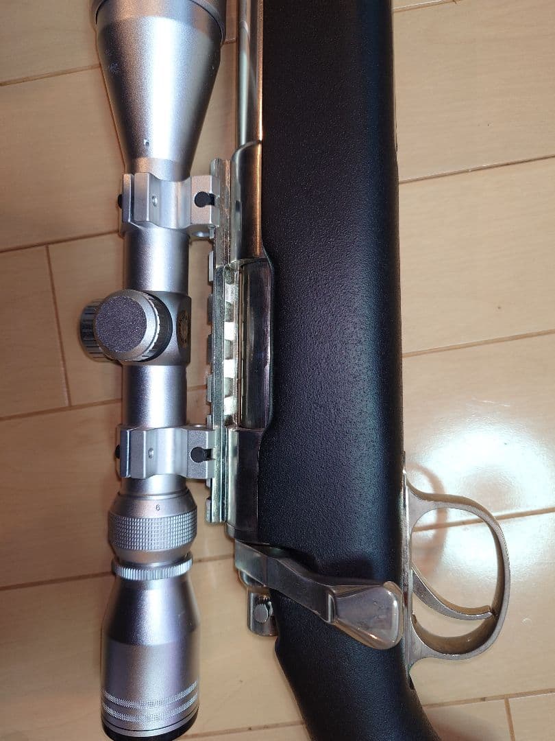 東京マルイ　VSR-10 プロハンターG 黒色木製ストックに変更