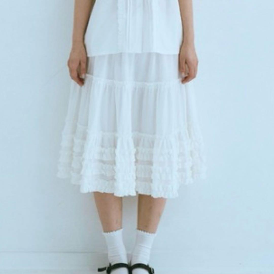 fekete フリルボリュームスカート