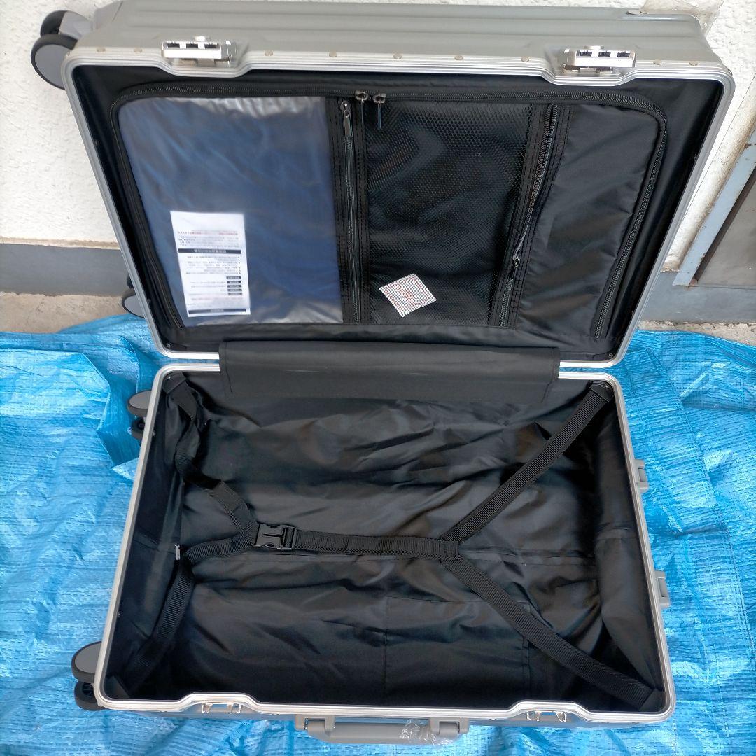 ほぼ未使用 BARGOCH スーツケース