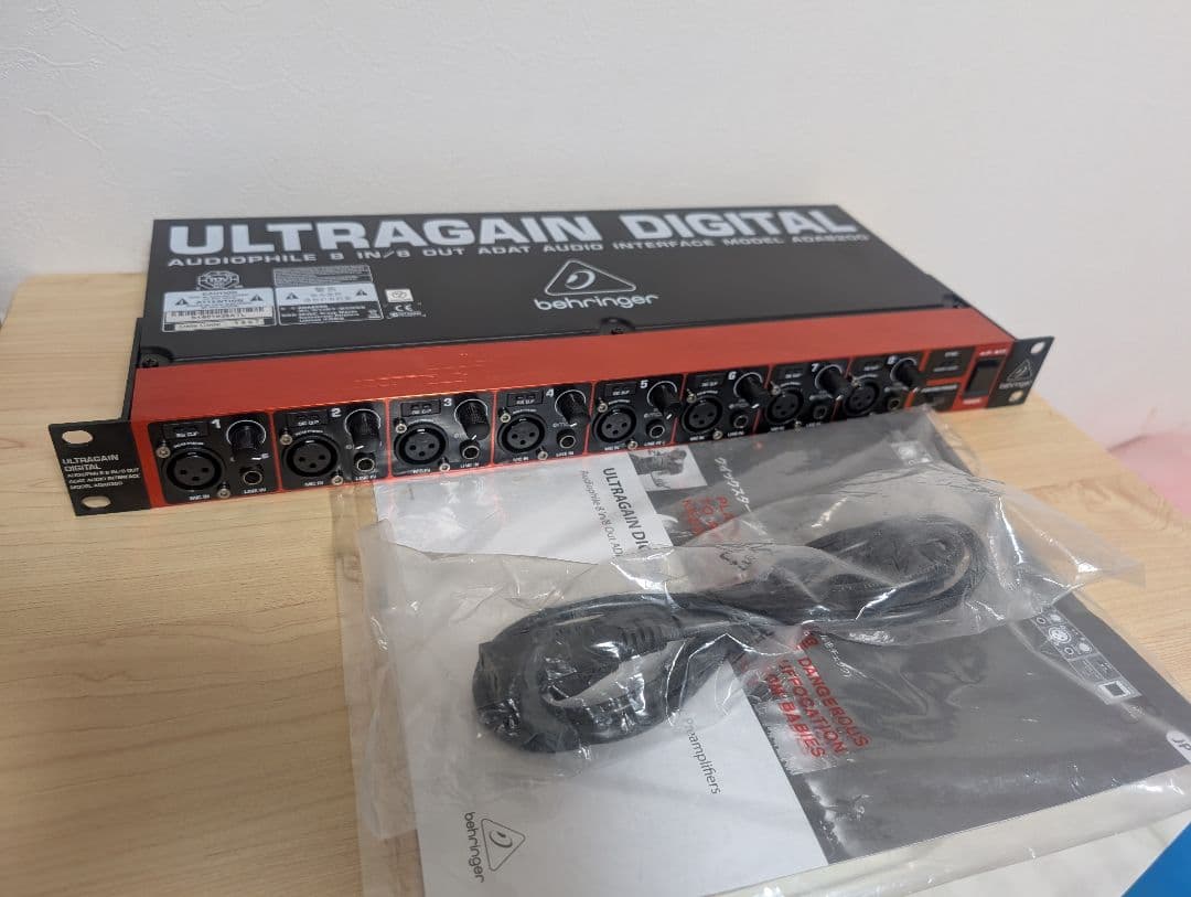 【未使用品】ULTRAGAIN DIGITAL ADA8200