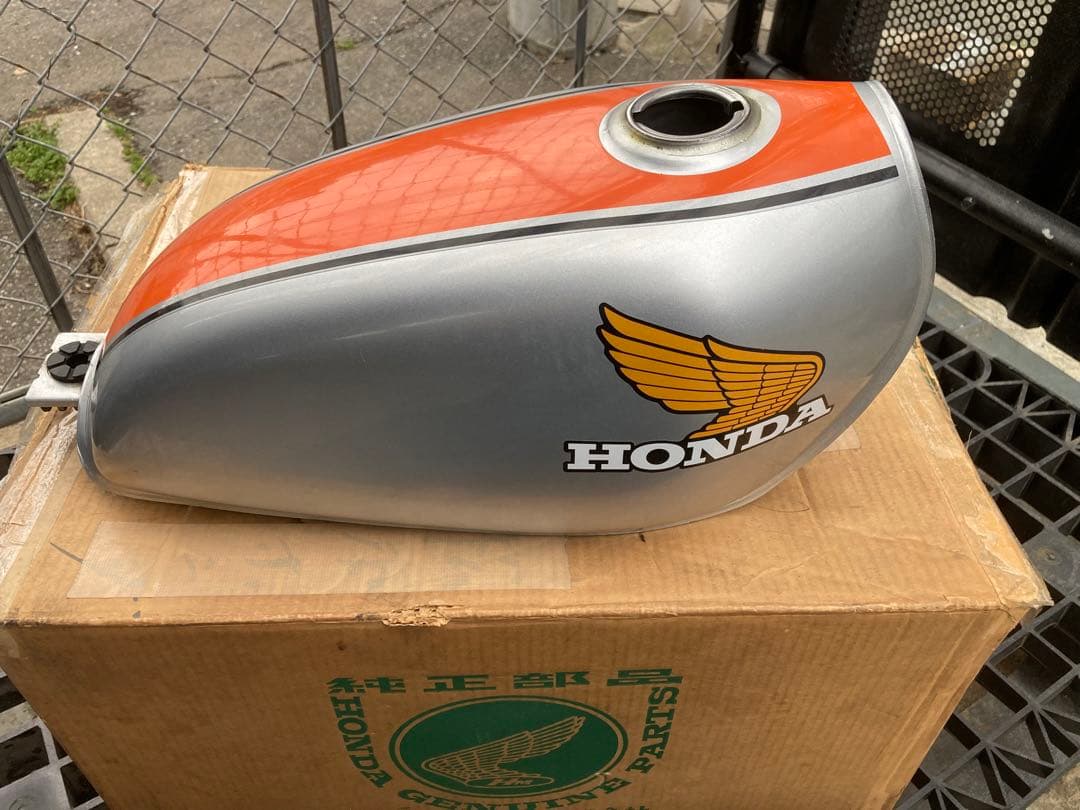 HONDA タンク シルバー/オレンジ　xl230 ホンダ　コック　キャップ