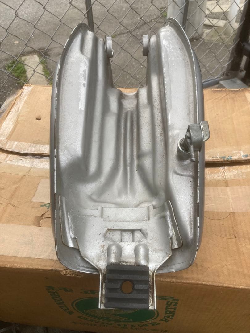 HONDA タンク シルバー/オレンジ　xl230 ホンダ　コック　キャップ