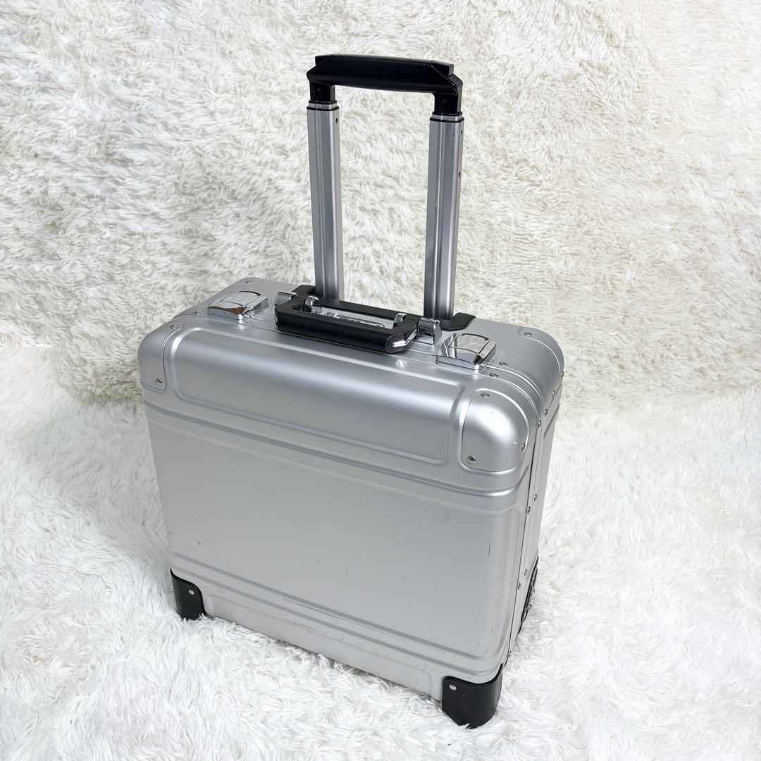 ゼロハリバートン キャリーケース 二輪 アルミ シルバー 小型