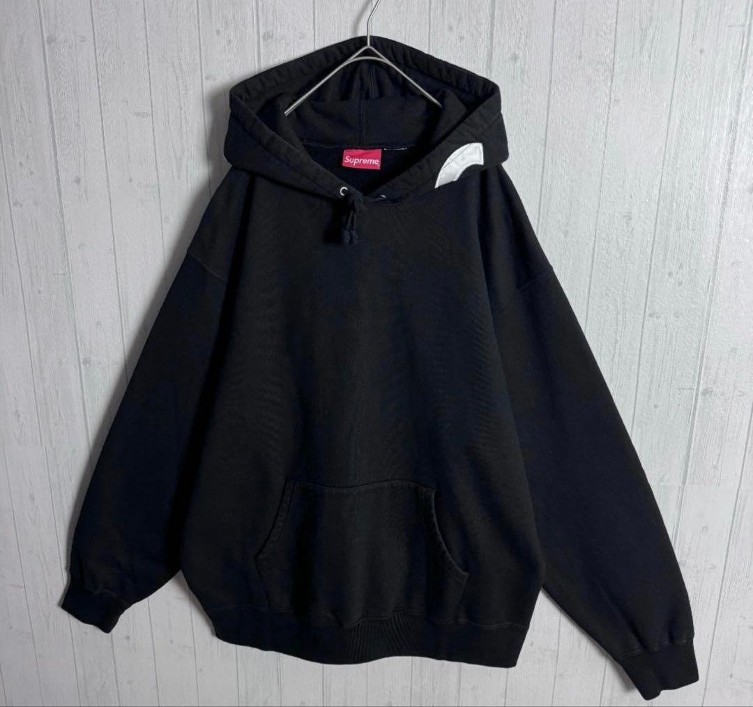シュプリームビッグシルエットパーカー. スペシャルセール‼️三連休限定