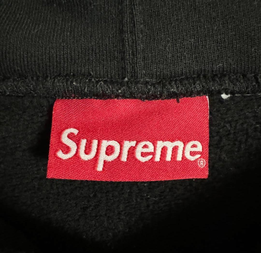 シュプリームビッグシルエットパーカー. スペシャルセール‼️三連休限定