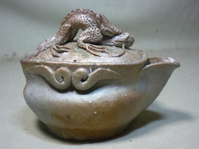 備前焼　在銘　備前手造り龍宝瓶　煎茶器　超絶技巧
